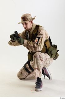 Weston Good SAFG Loading Pistol kneeling loading gun whole body…